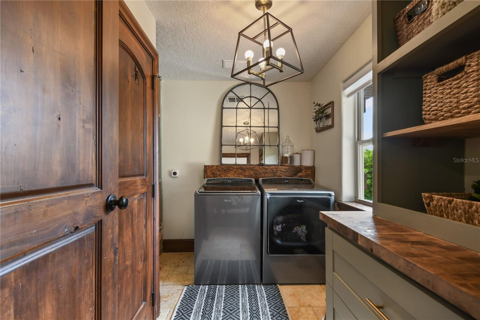 CHICKASAW TRAIL ESTATES 51 100 - Residential