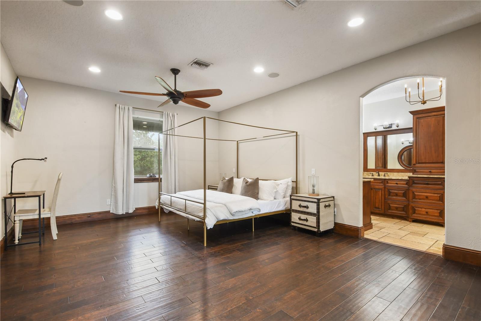 CHICKASAW TRAIL ESTATES 51 100 - Residential