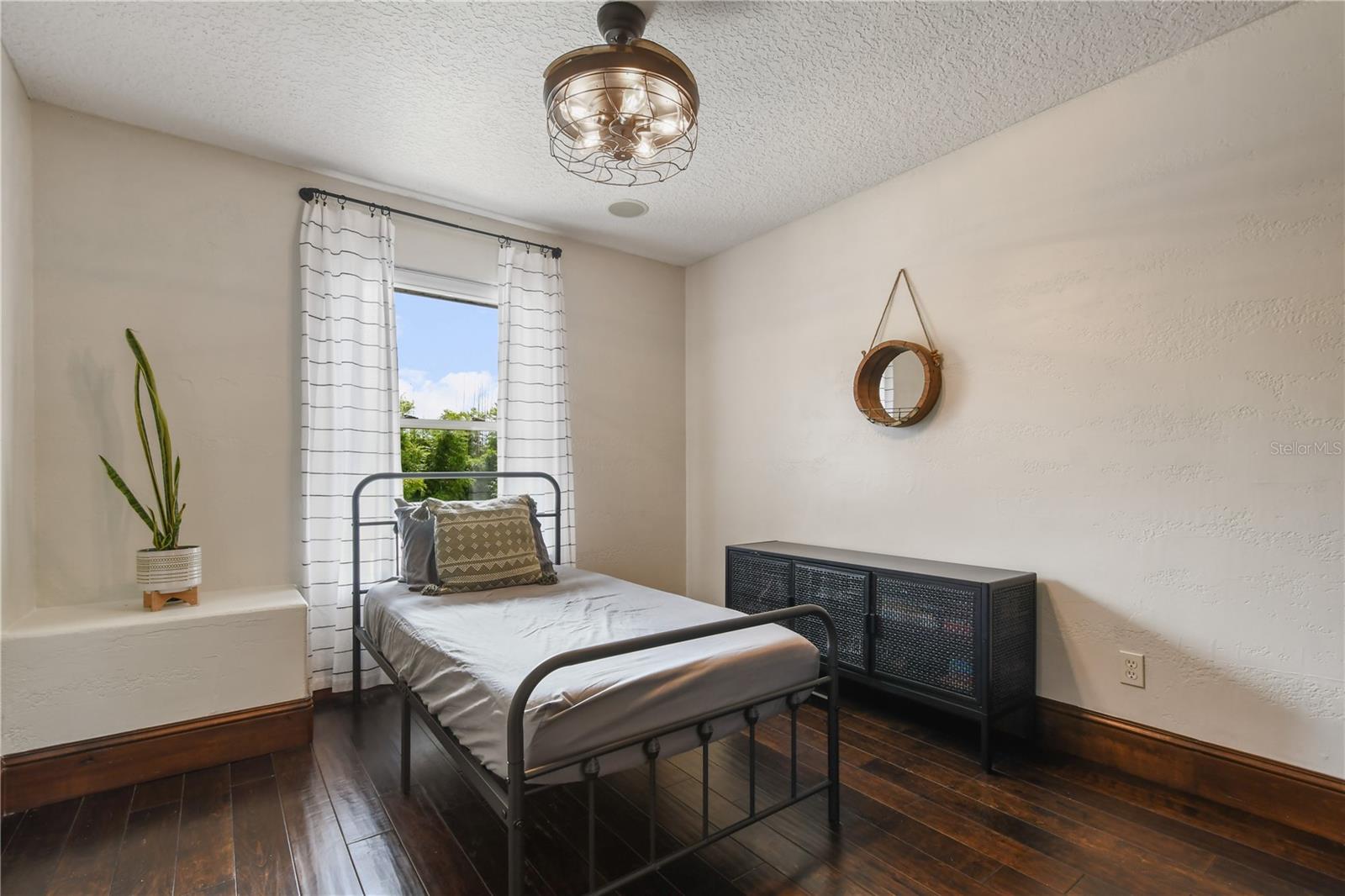 CHICKASAW TRAIL ESTATES 51 100 - Residential