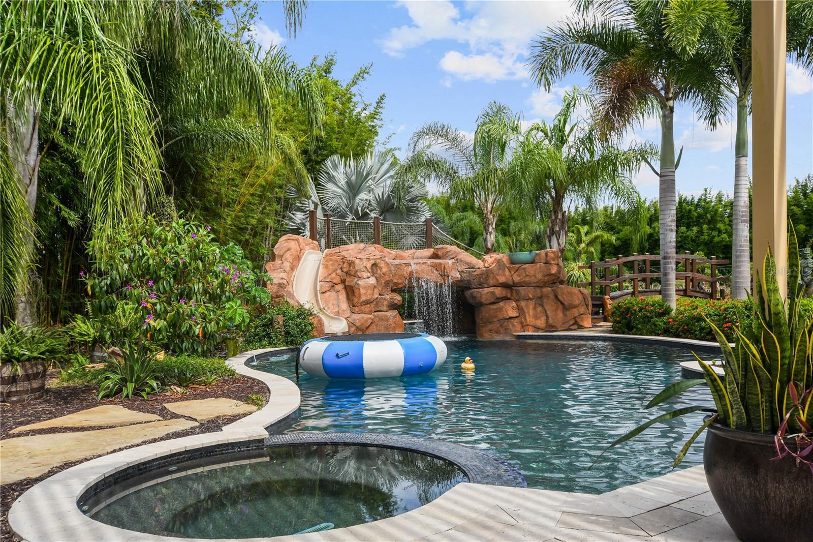 CHICKASAW TRAIL ESTATES 51 100 - Residential