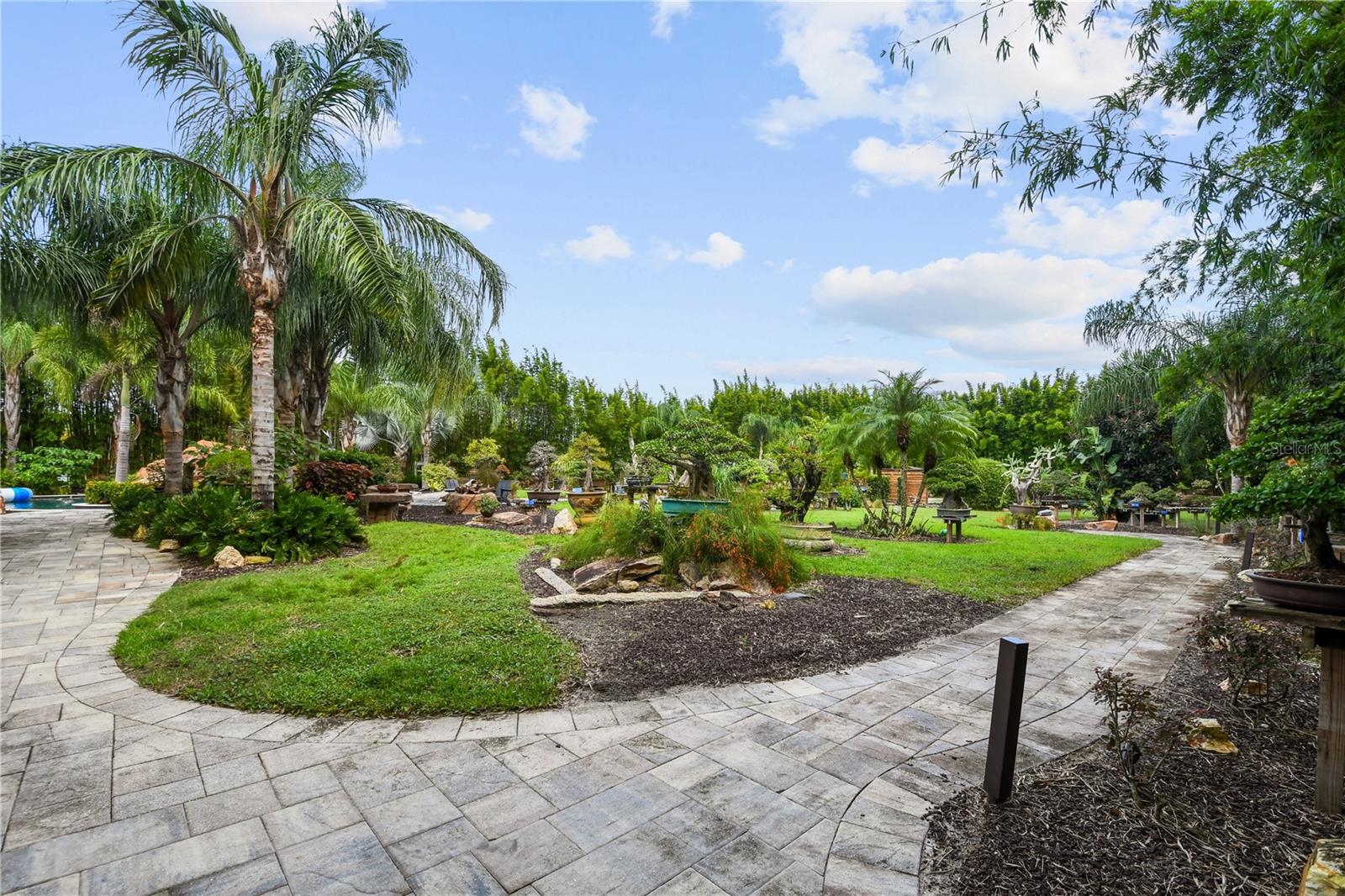 CHICKASAW TRAIL ESTATES 51 100 - Residential