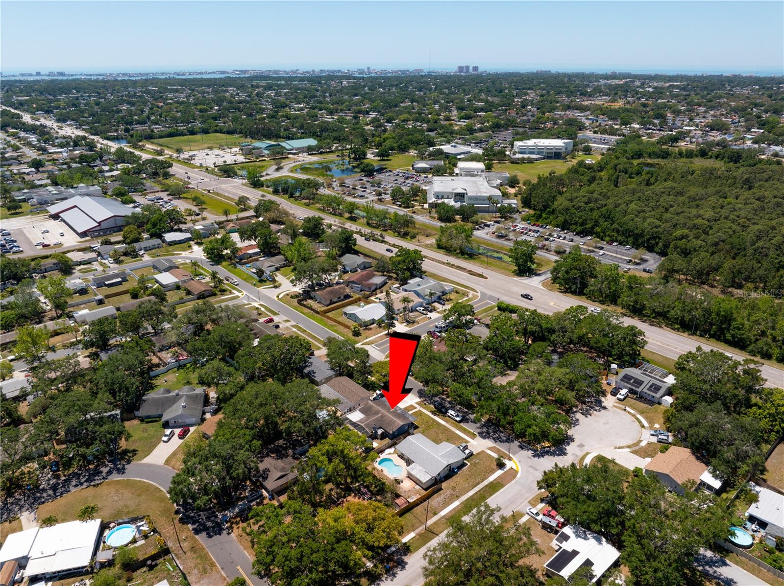 COLLEGE MANOR - Residential