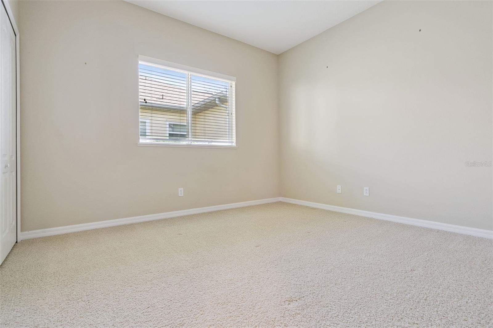 TRADITIONS PH 01 - Residential