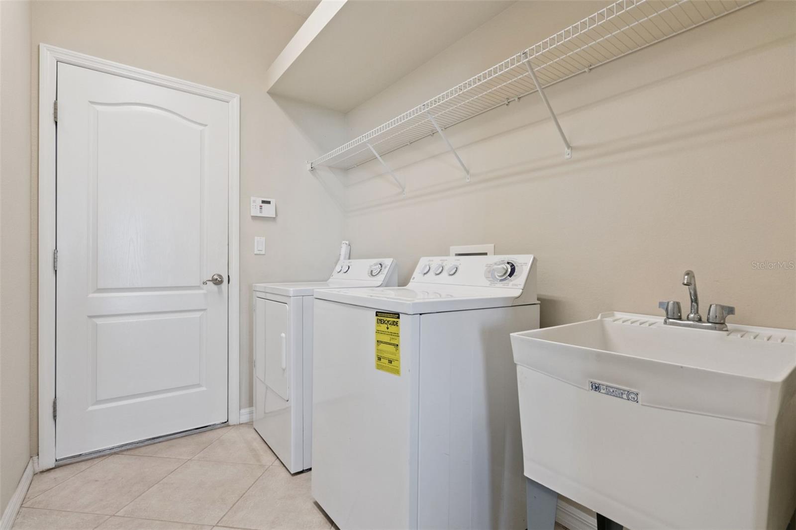 TRADITIONS PH 01 - Residential