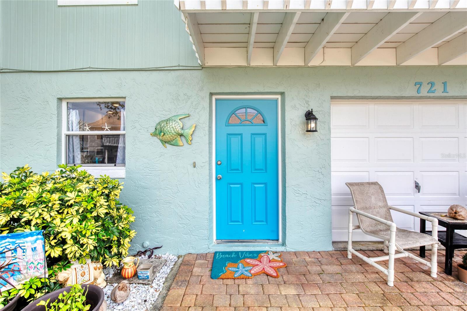 721 LAUREL BAY CIRCLE