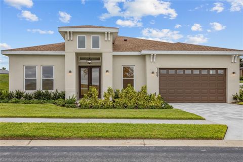 A home in AUBURNDALE