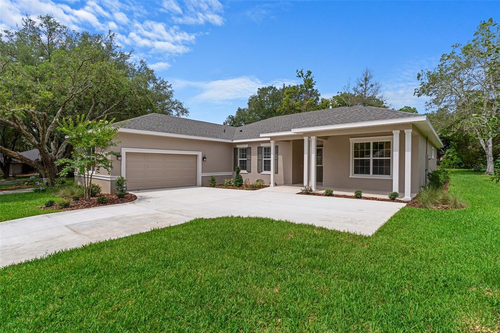 3030 W BERMUDA DUNES DRIVE