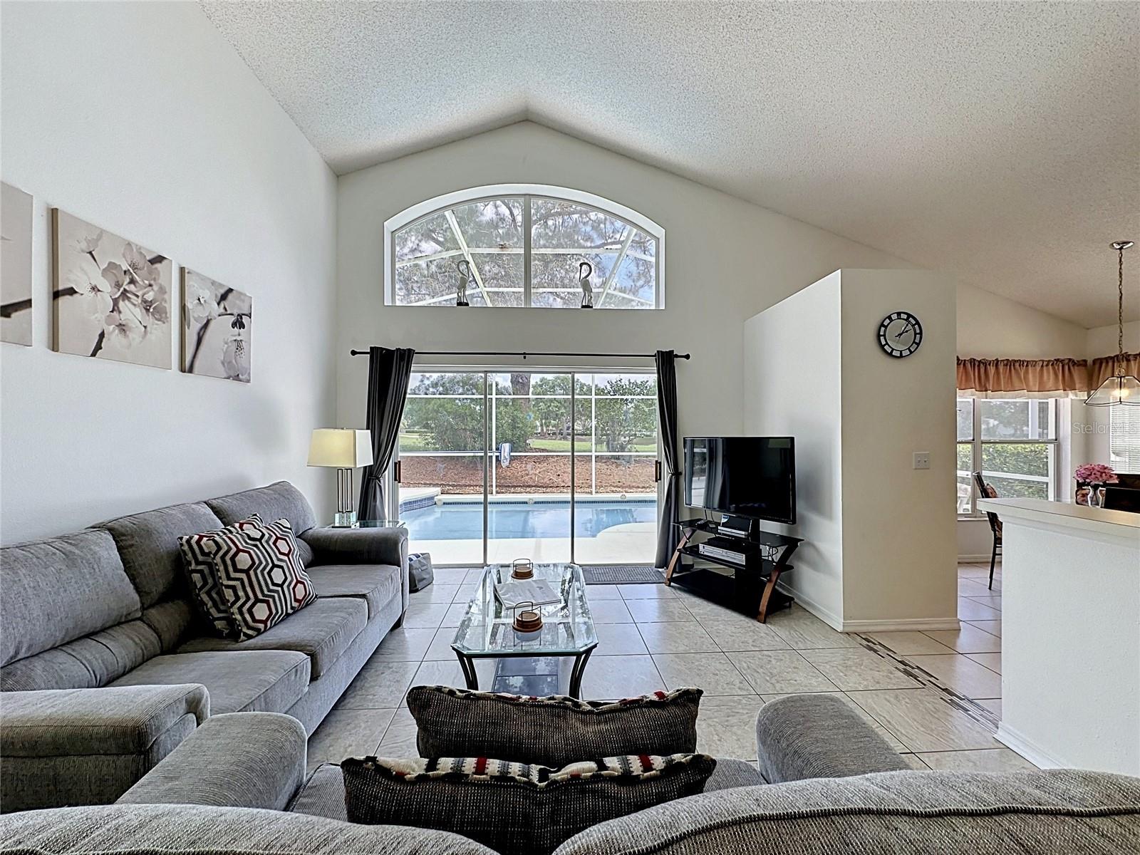 CARIBBEAN COVE - Residential