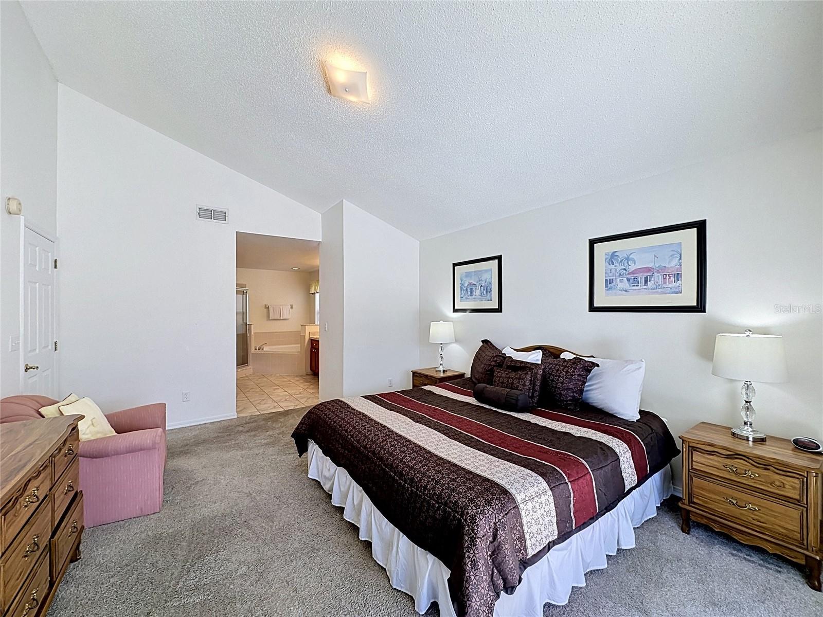 CARIBBEAN COVE - Residential