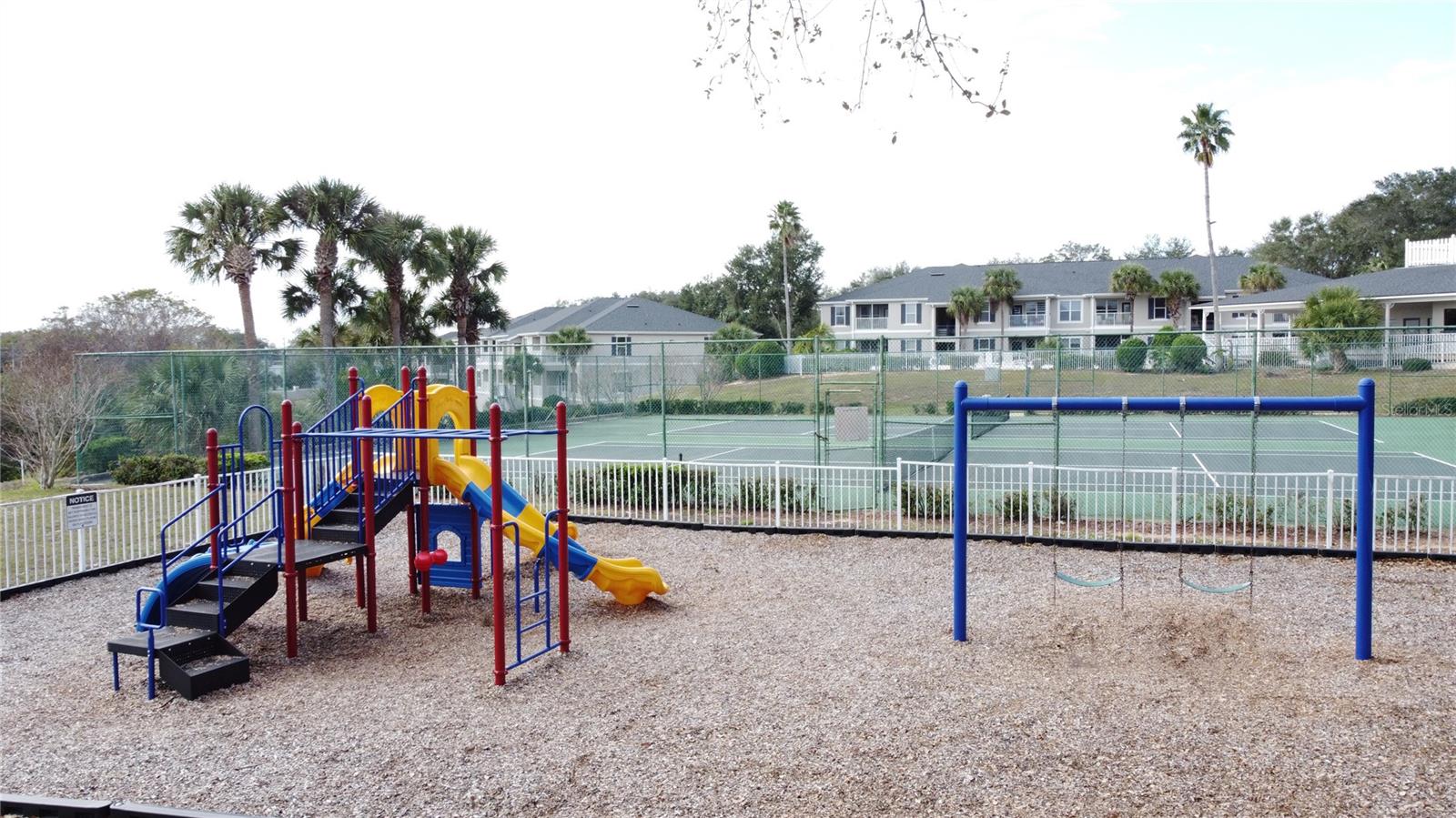 CARIBBEAN COVE - Residential