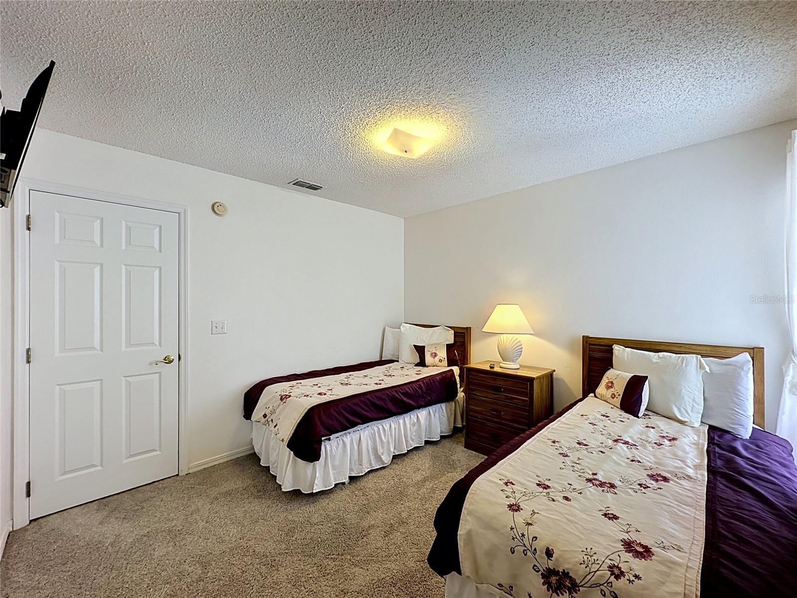 CARIBBEAN COVE - Residential