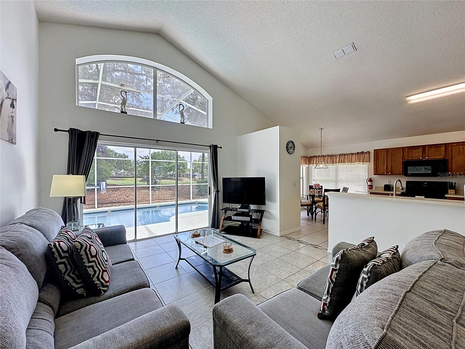 CARIBBEAN COVE - Residential