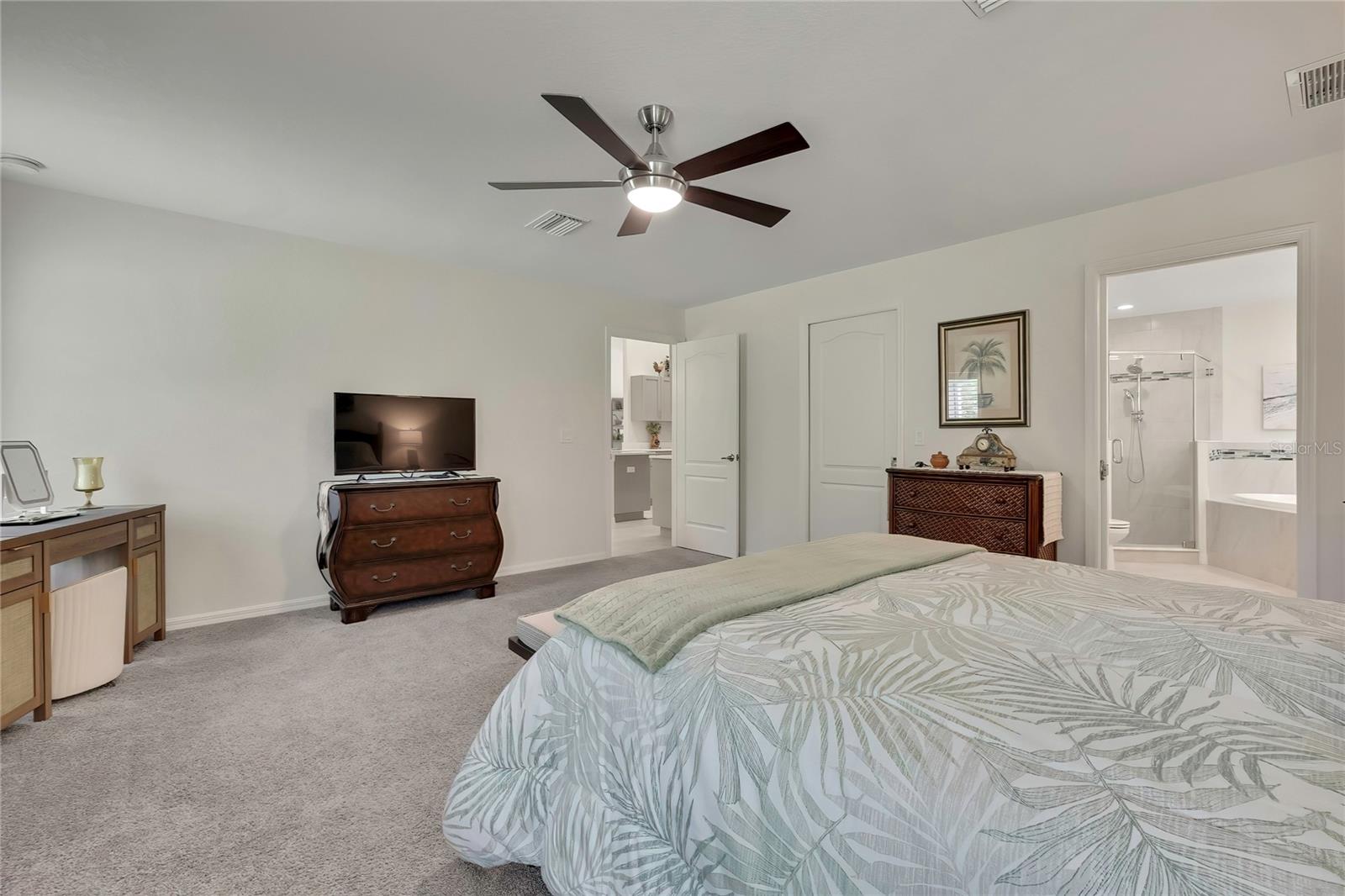 WOODHAVEN ESTATES - Residential
