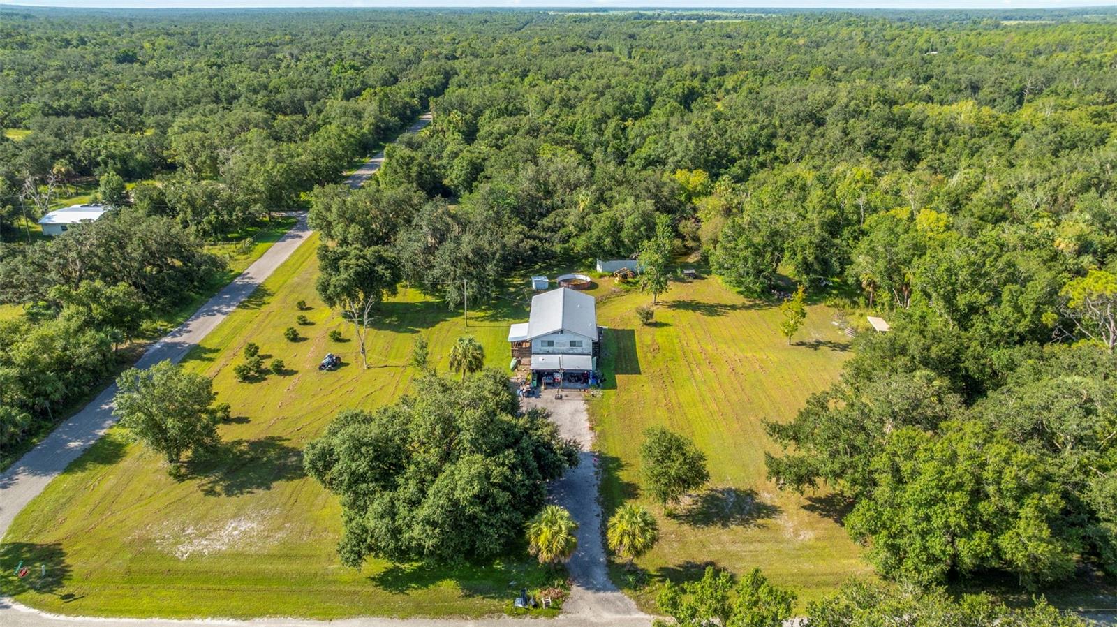 8539 SW OPOSSUM TRAIL