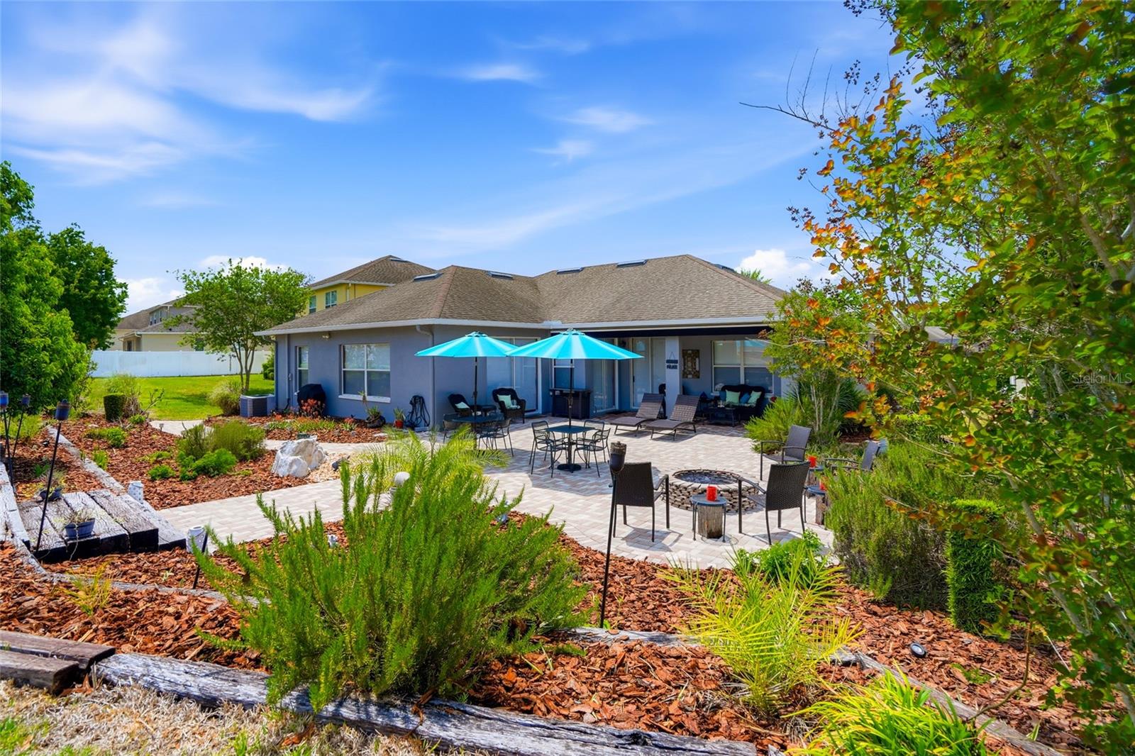 STERLING HILL - Residential