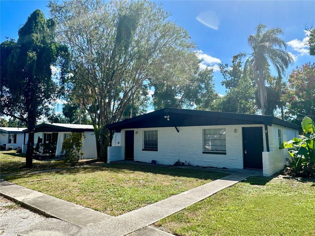 Photo of 913 E 123rd Avenue, Tampa, FL 33612 (MLS # TB8441117)