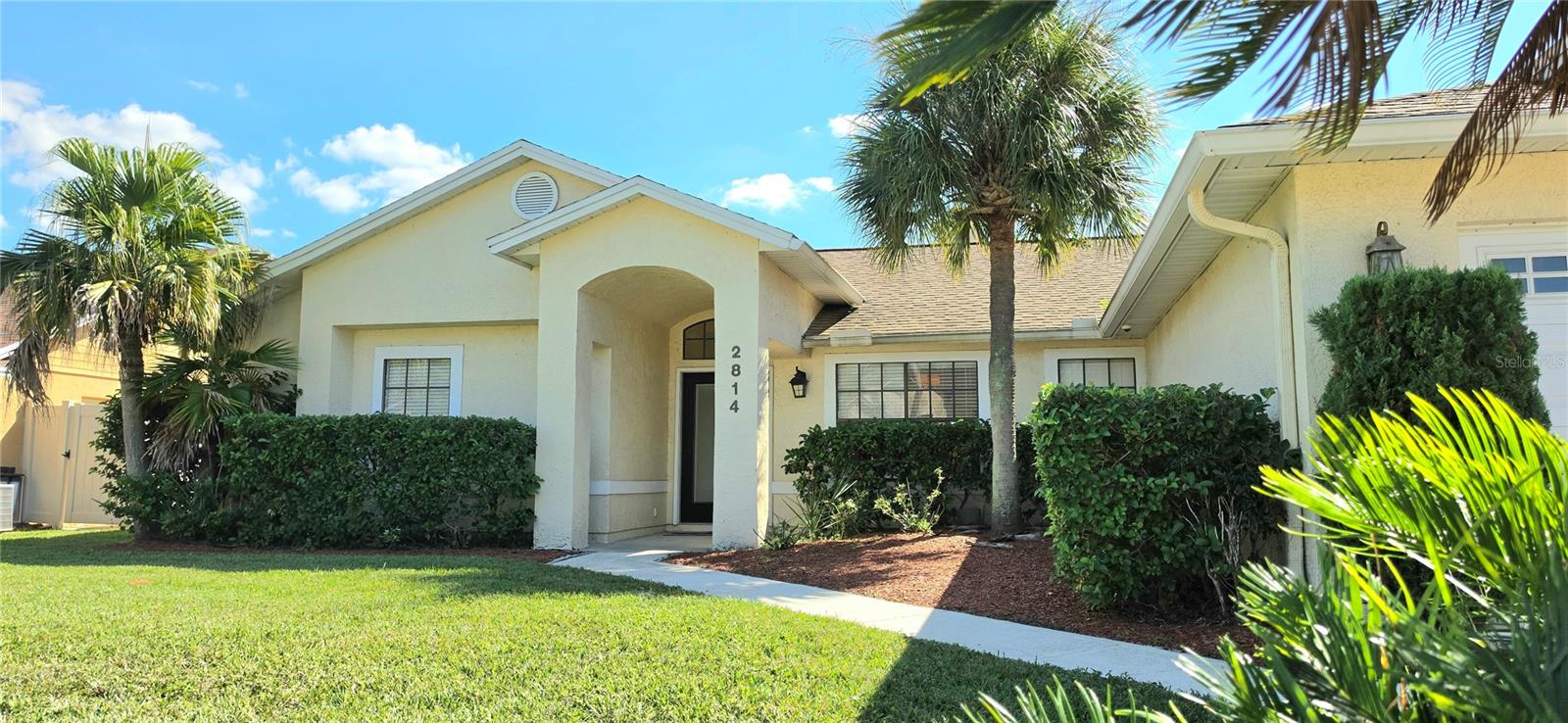 2814 EAGLE LAKE DRIVE