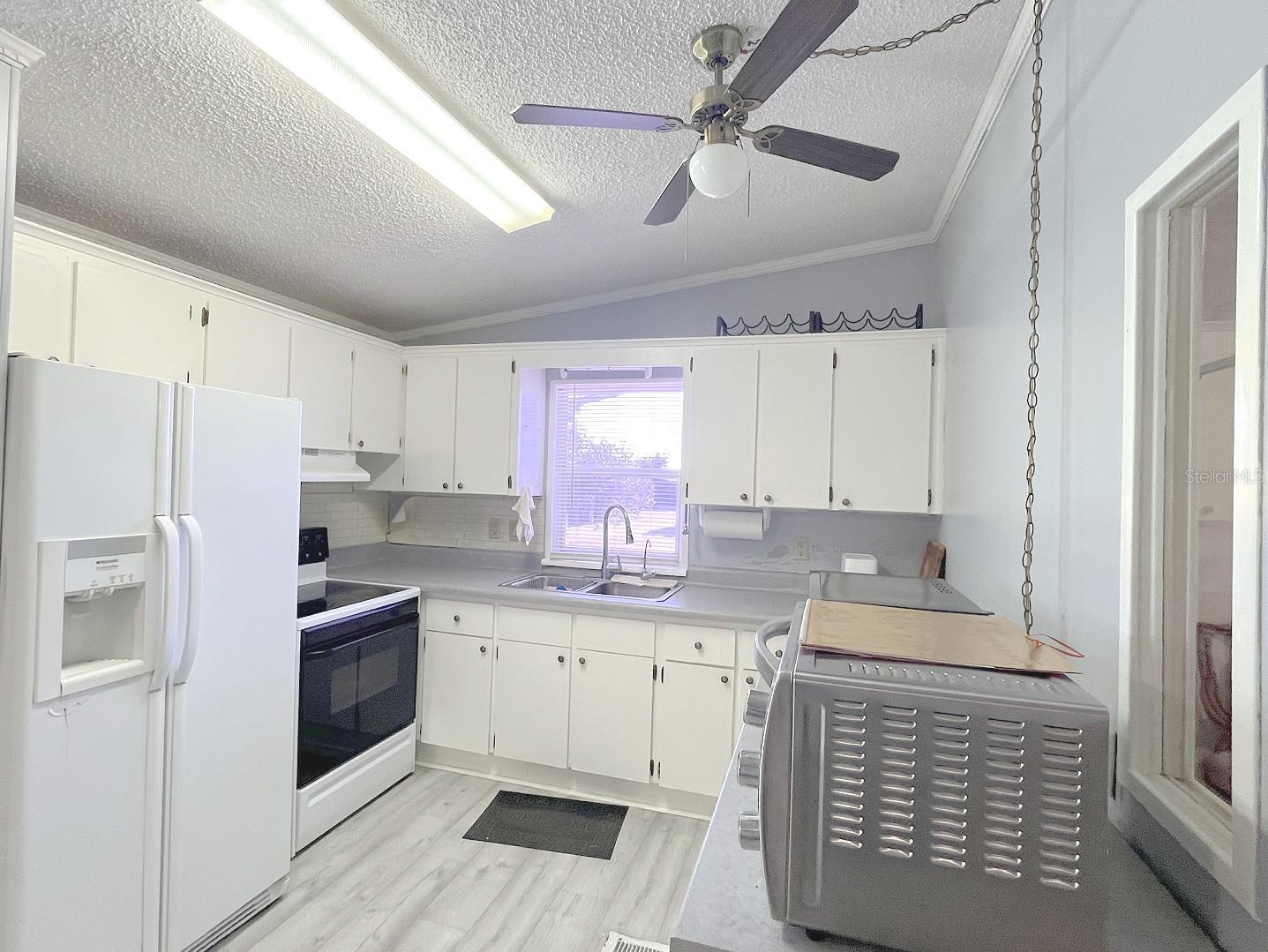 TIMBER LAKE ESTATES - Residential