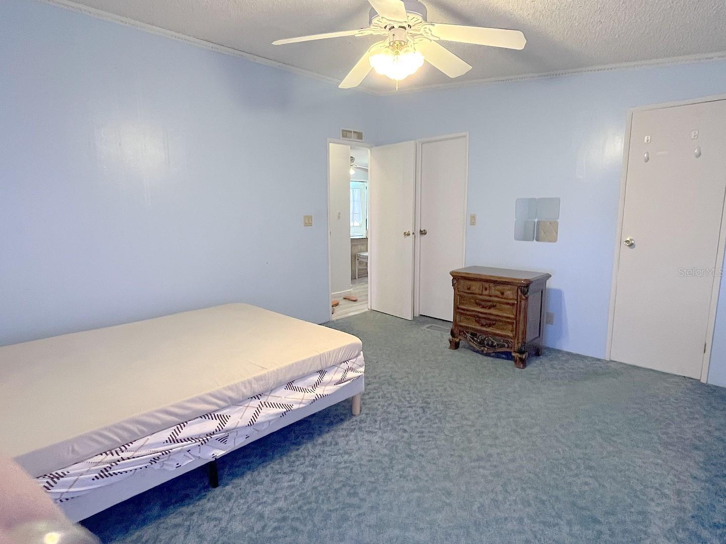 TIMBER LAKE ESTATES - Residential