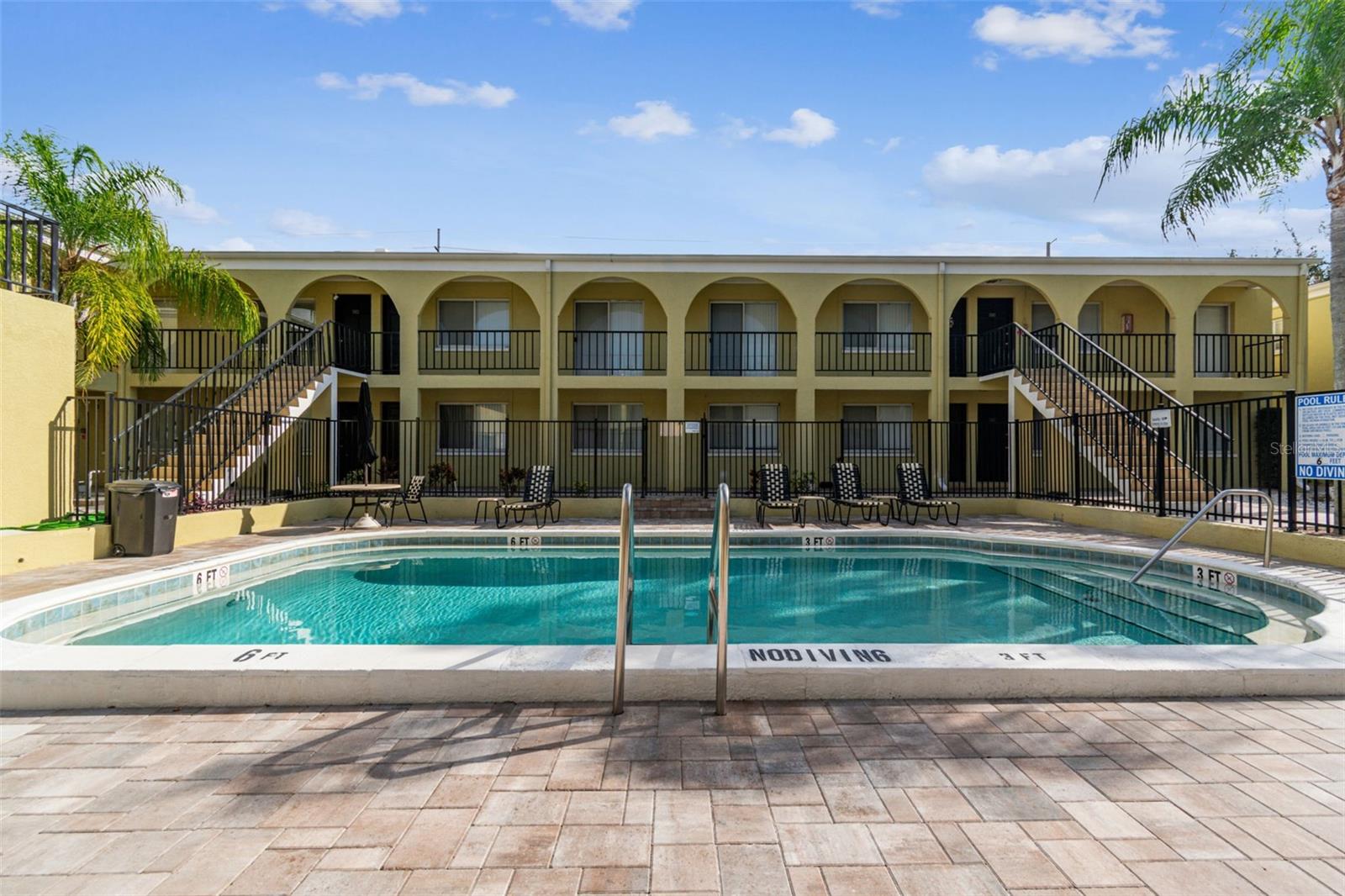 PALMA CEIA GARDENS CONDO - Residential