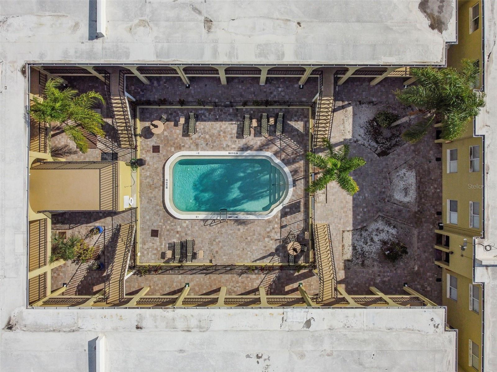 PALMA CEIA GARDENS CONDO - Residential