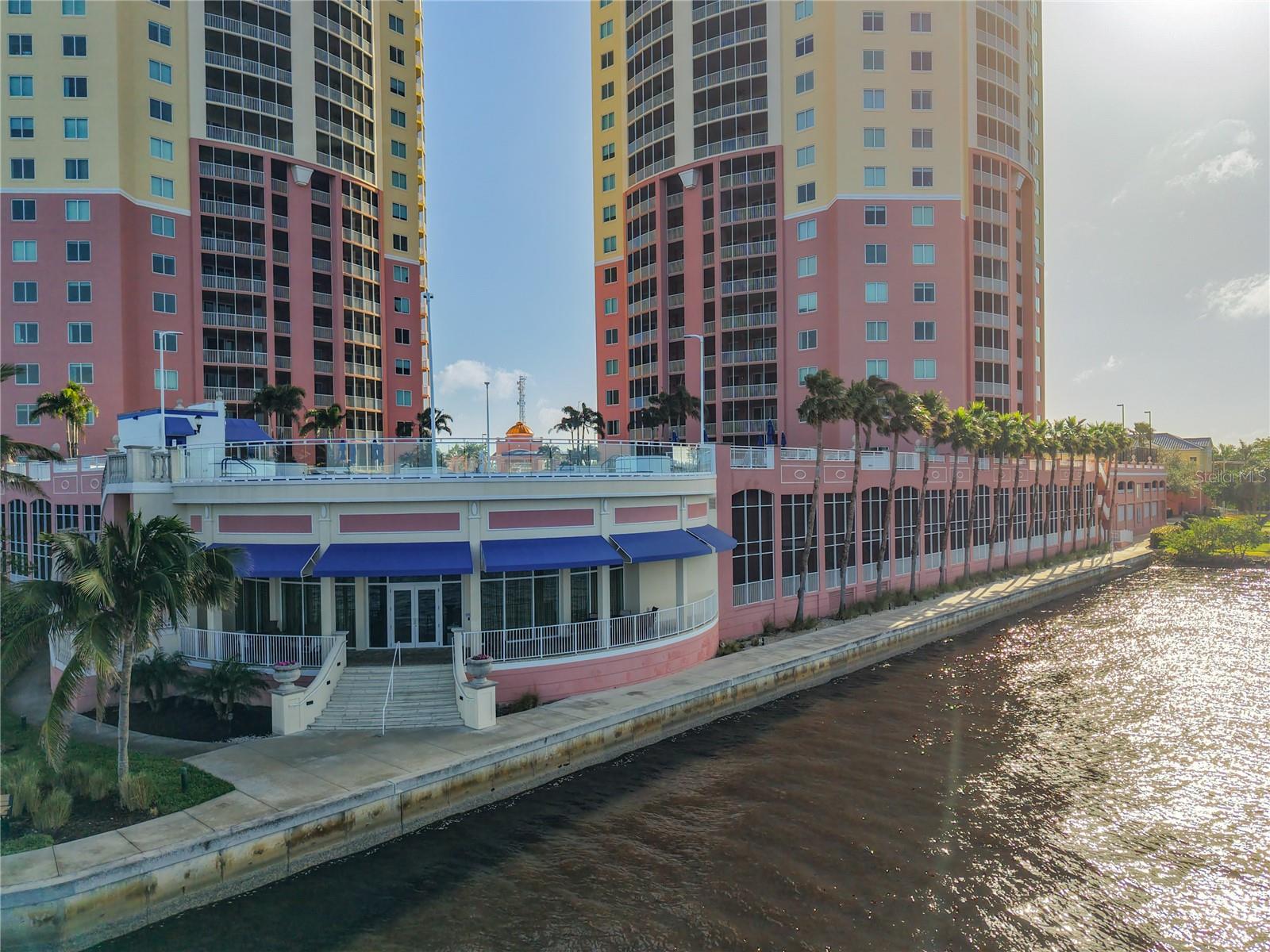 ST TROPEZ - Residential