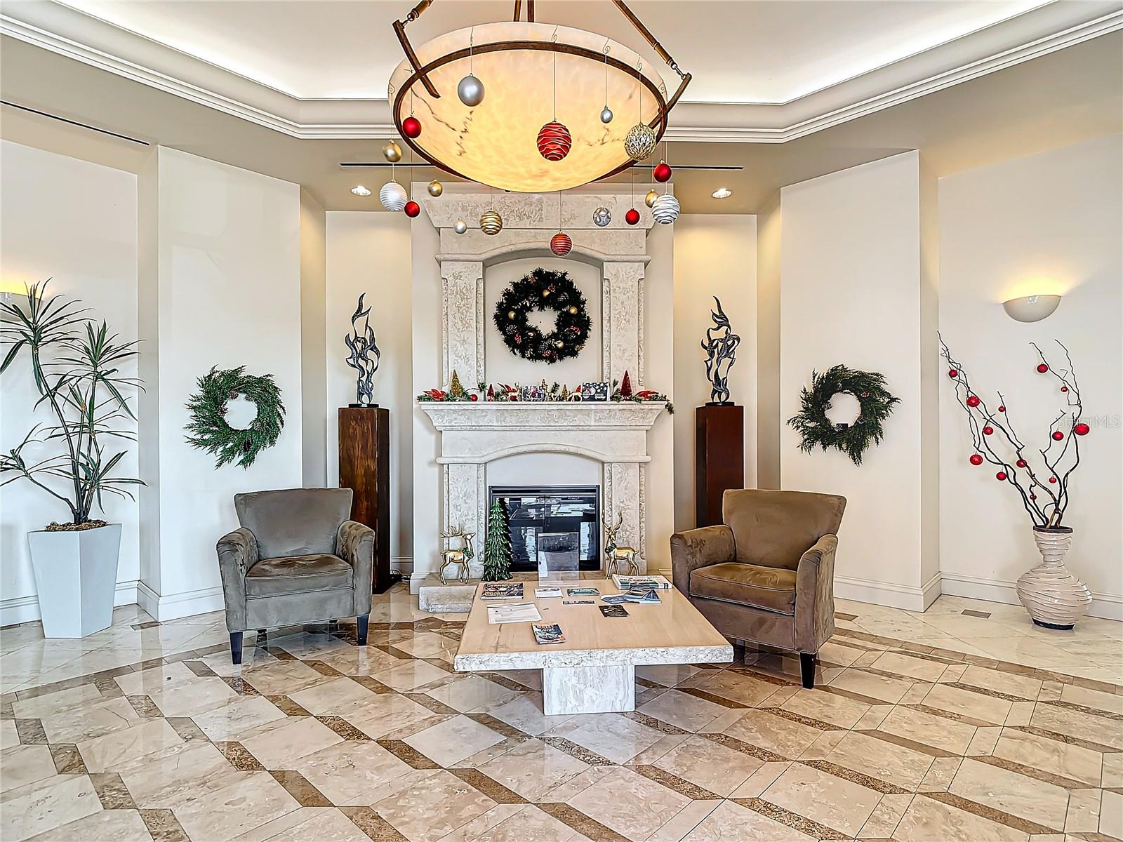 ST TROPEZ - Residential