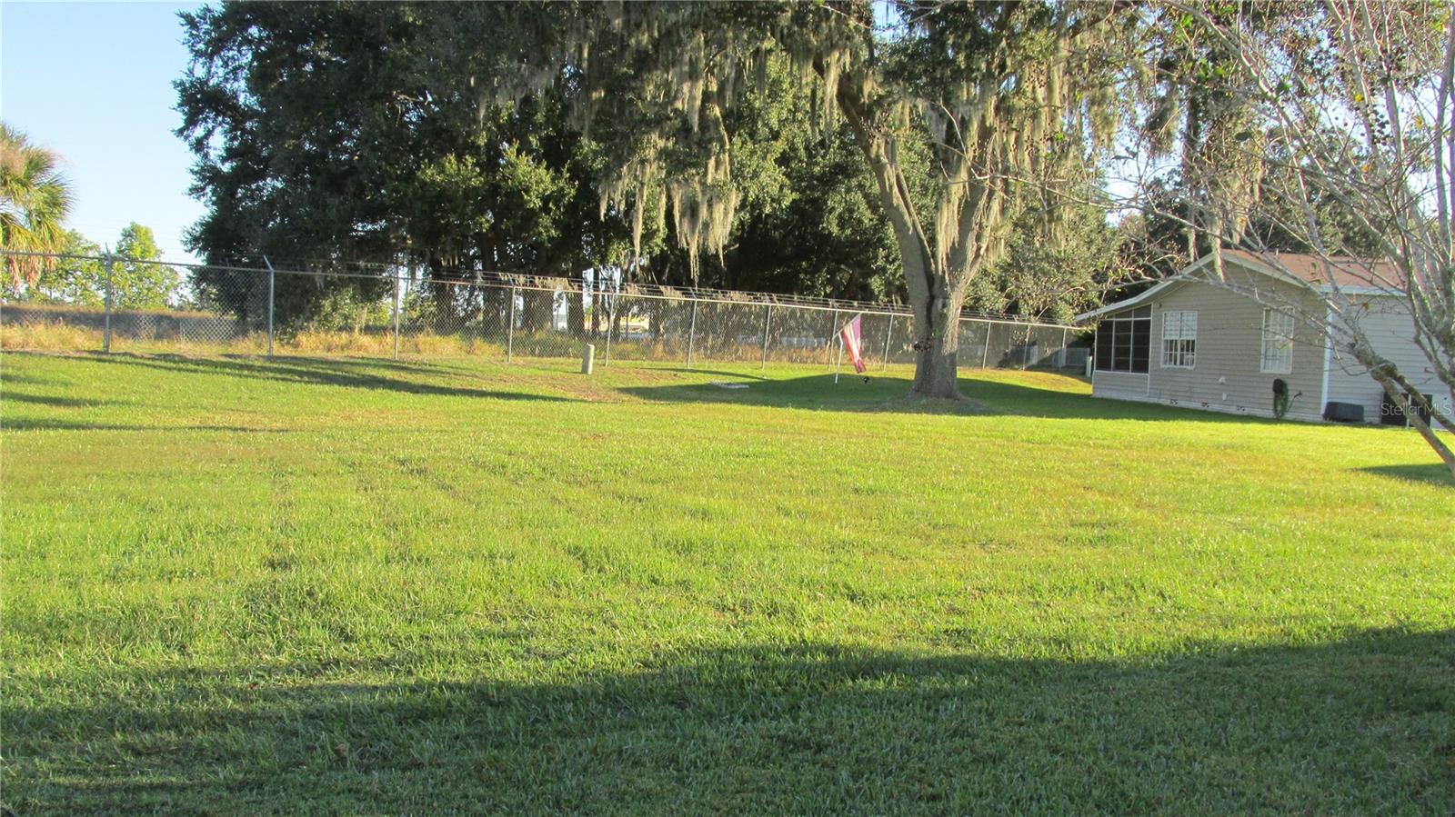 SWEETWATER GOLF & TENNIS CLUB ADD 01 - Residential