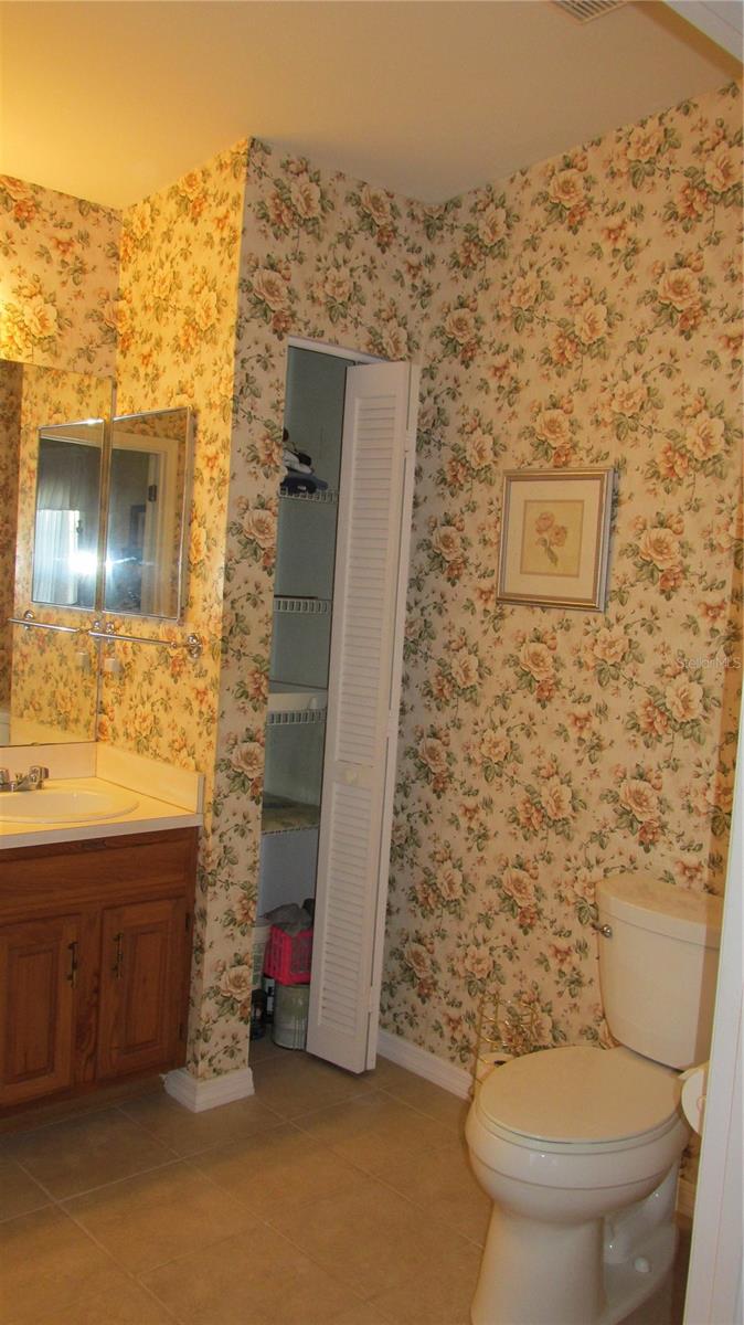 SWEETWATER GOLF & TENNIS CLUB ADD 01 - Residential