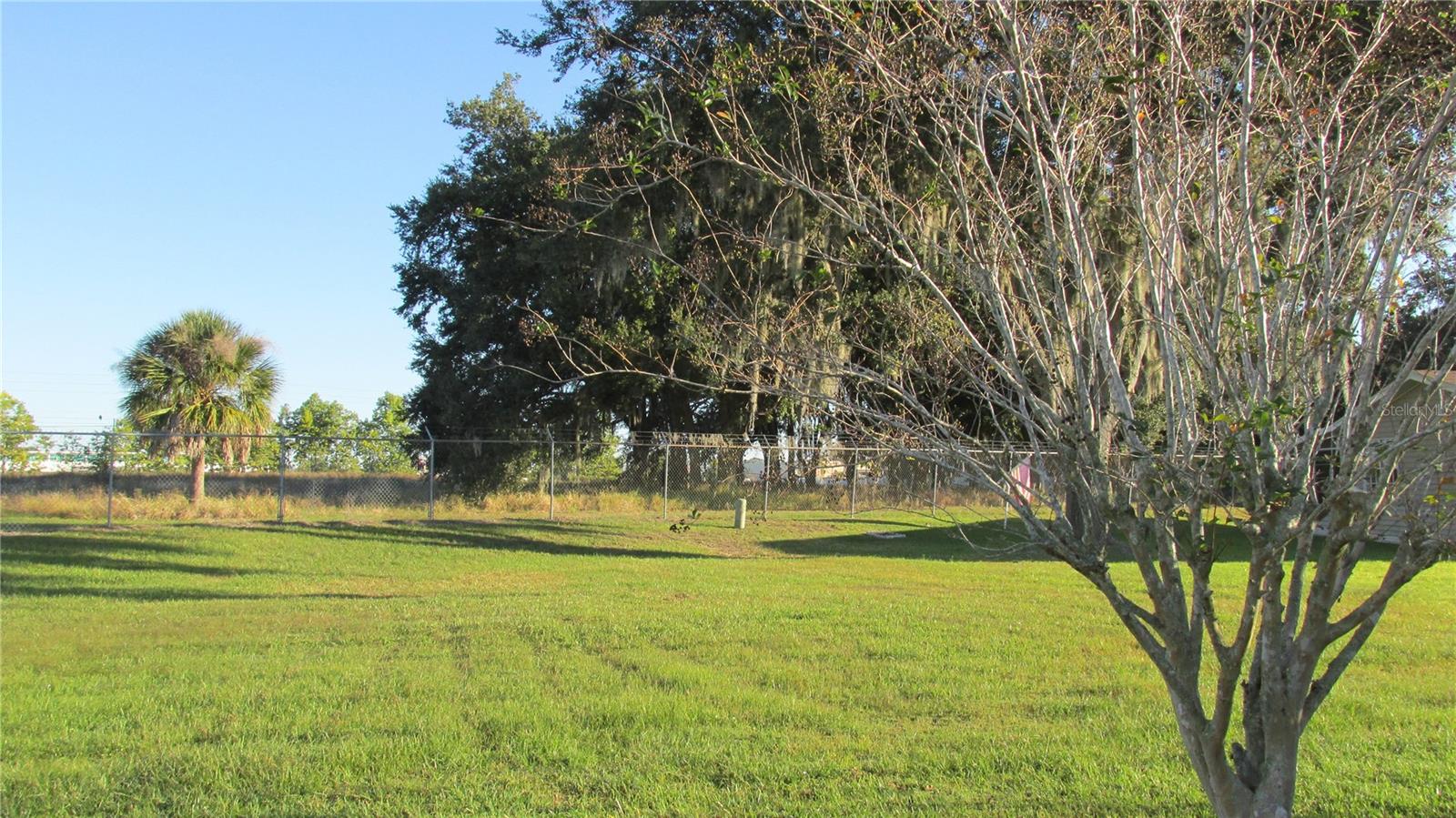 SWEETWATER GOLF & TENNIS CLUB ADD 01 - Residential