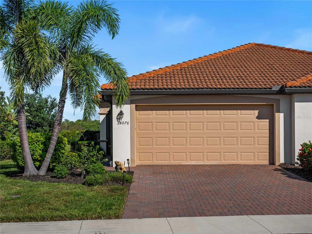 Photo of 24076 Canterwood Way, Venice, FL 34293 (MLS # N6145393)