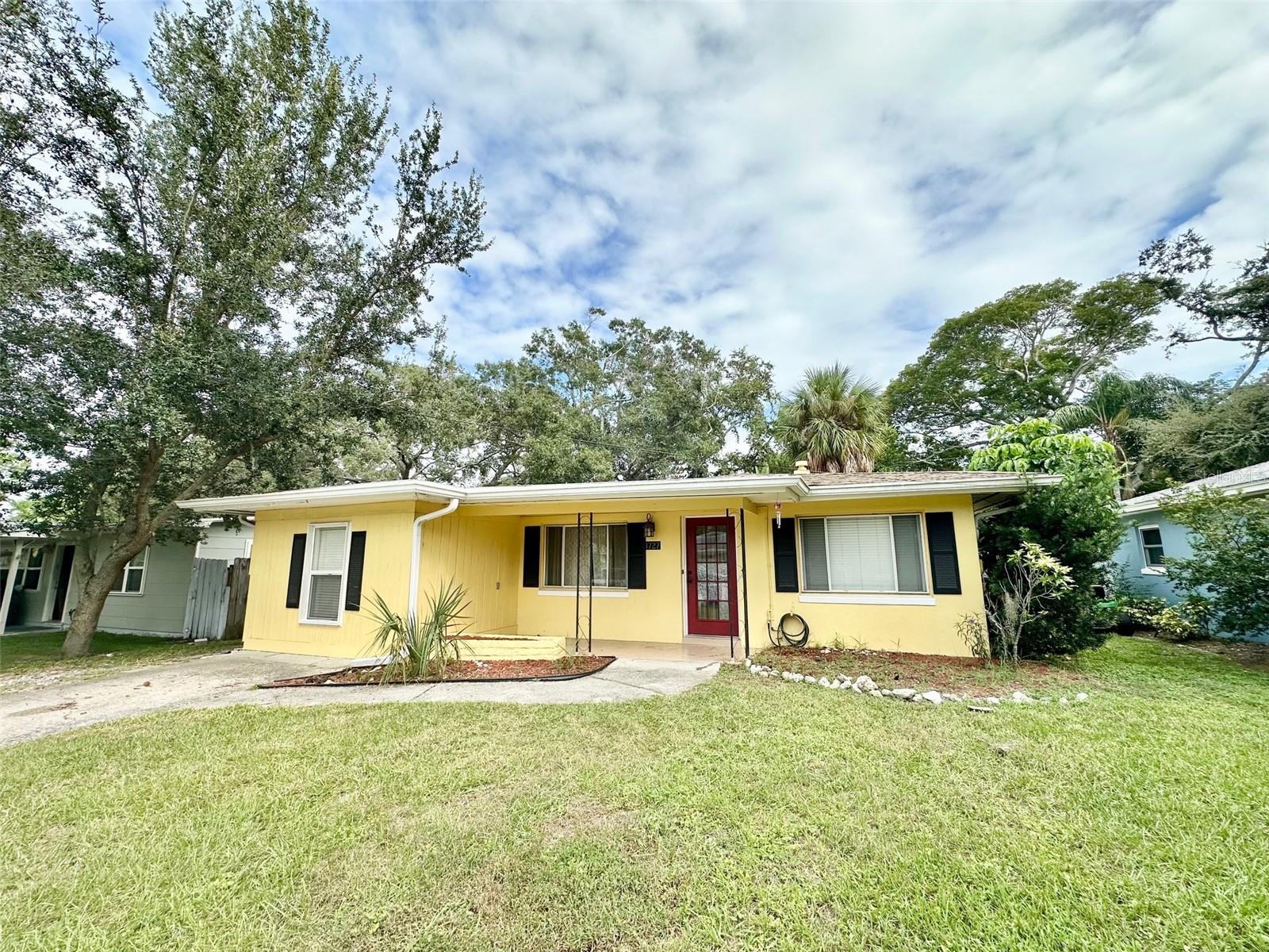 DUNEDIN ISLES 1 - Residential Lease