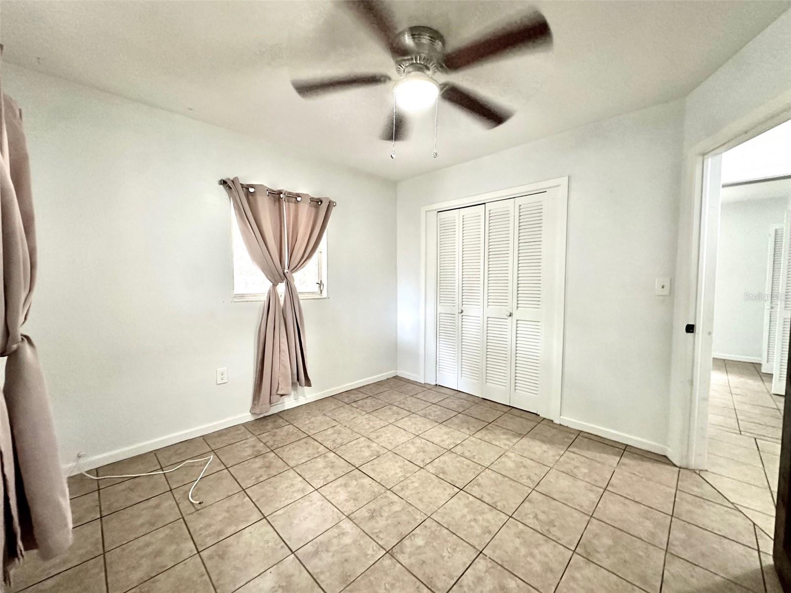 DUNEDIN ISLES 1 - Residential Lease