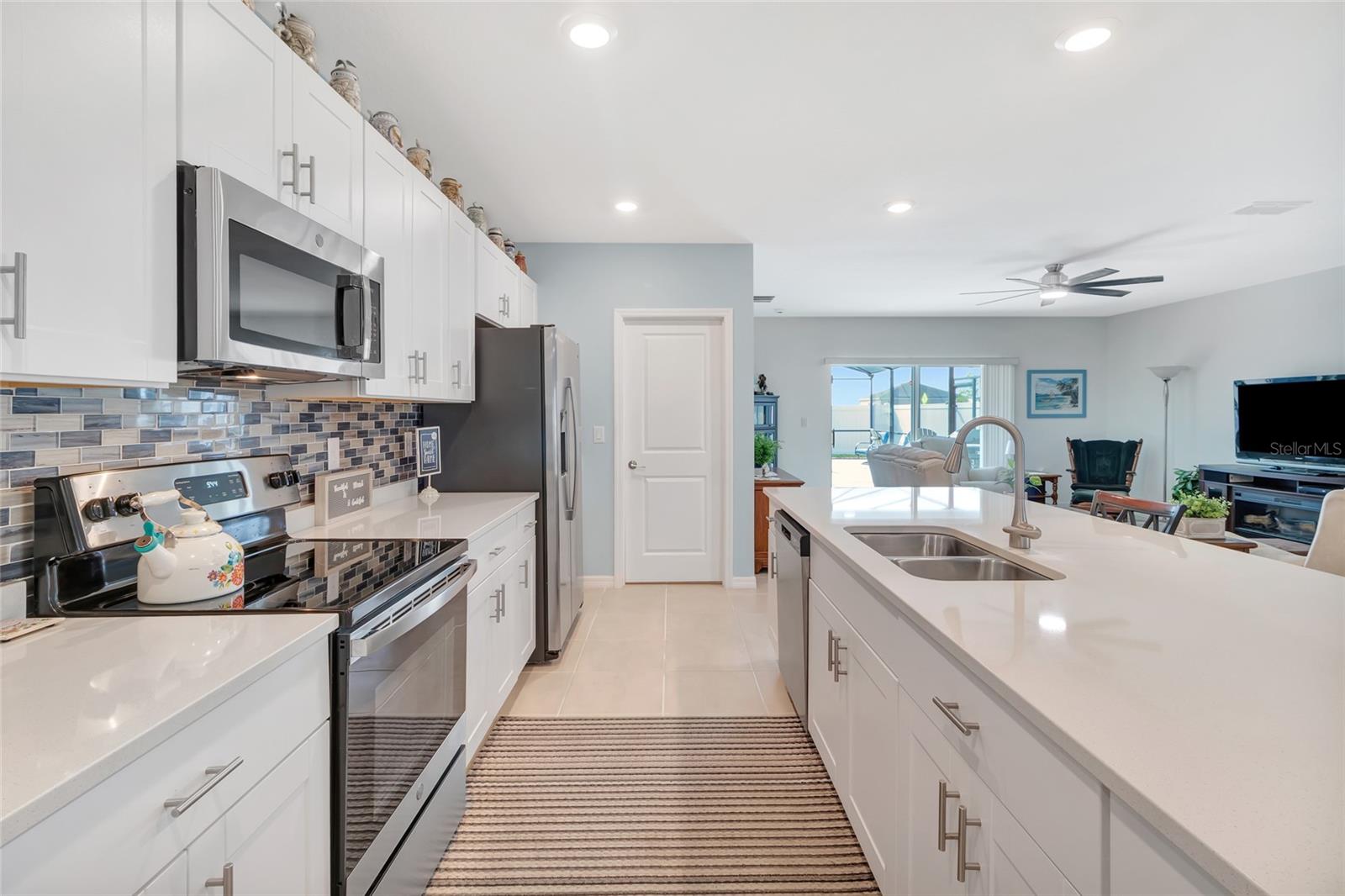 PARKSIDE AT ESTATES - Residential
