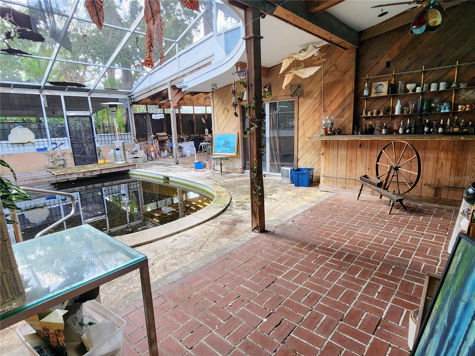 SOUTH VENICE - Residential