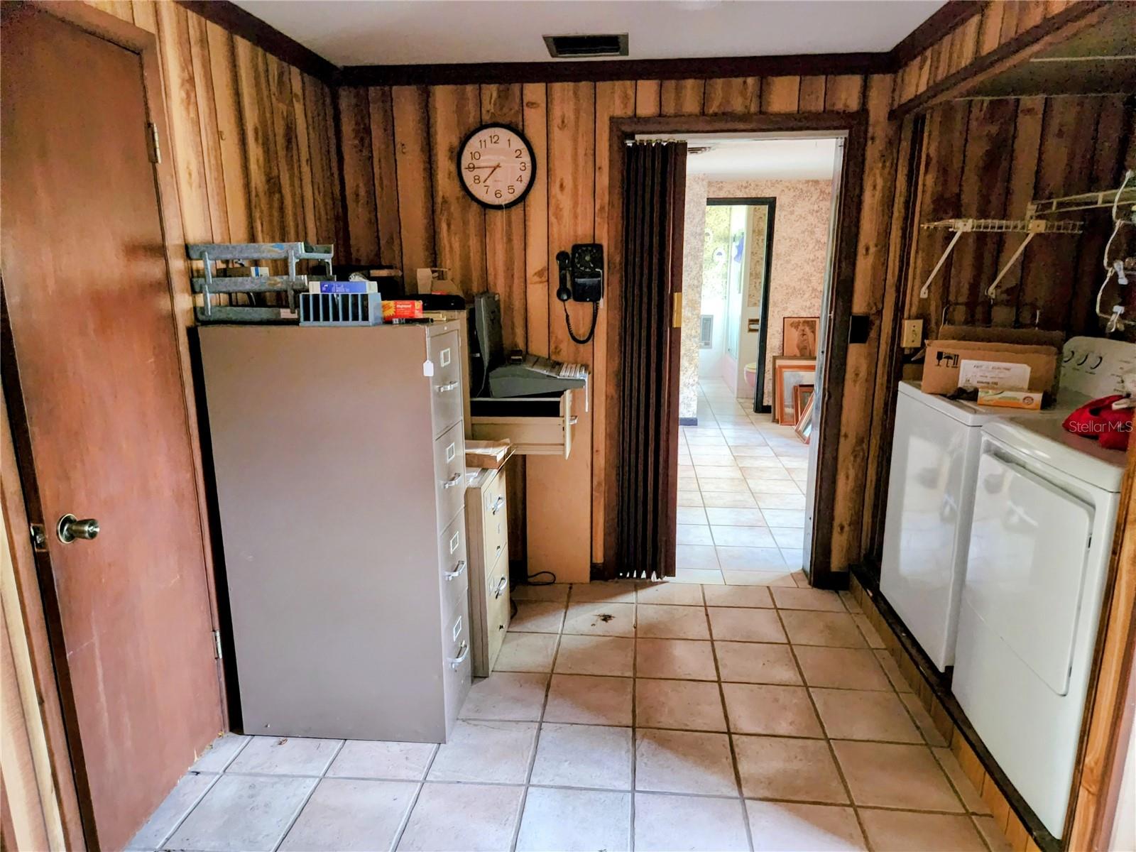 SOUTH VENICE - Residential