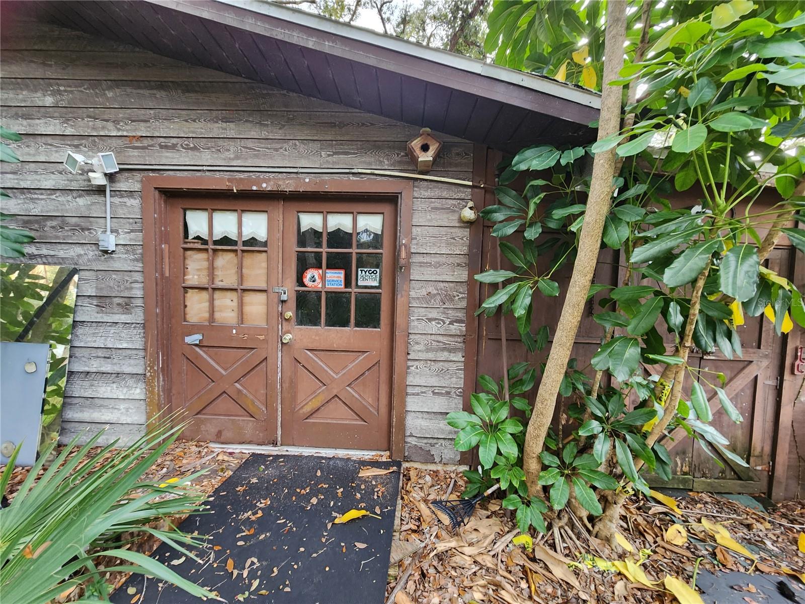 SOUTH VENICE - Residential