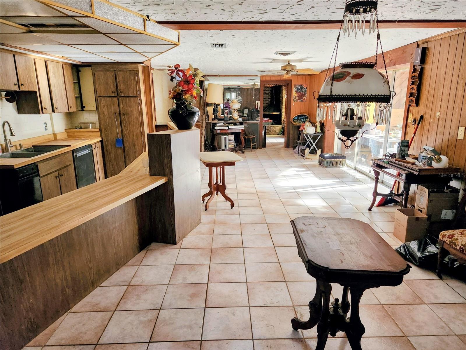 SOUTH VENICE - Residential