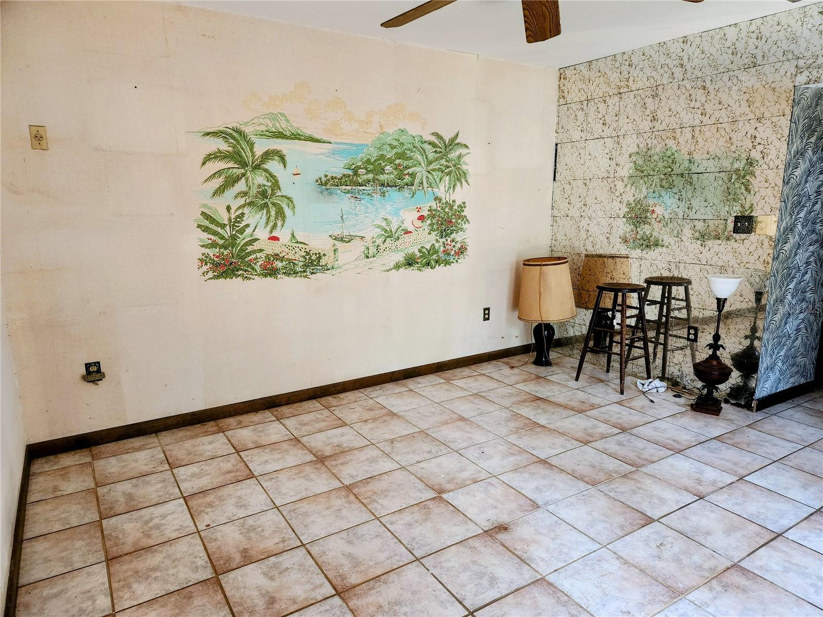 SOUTH VENICE - Residential