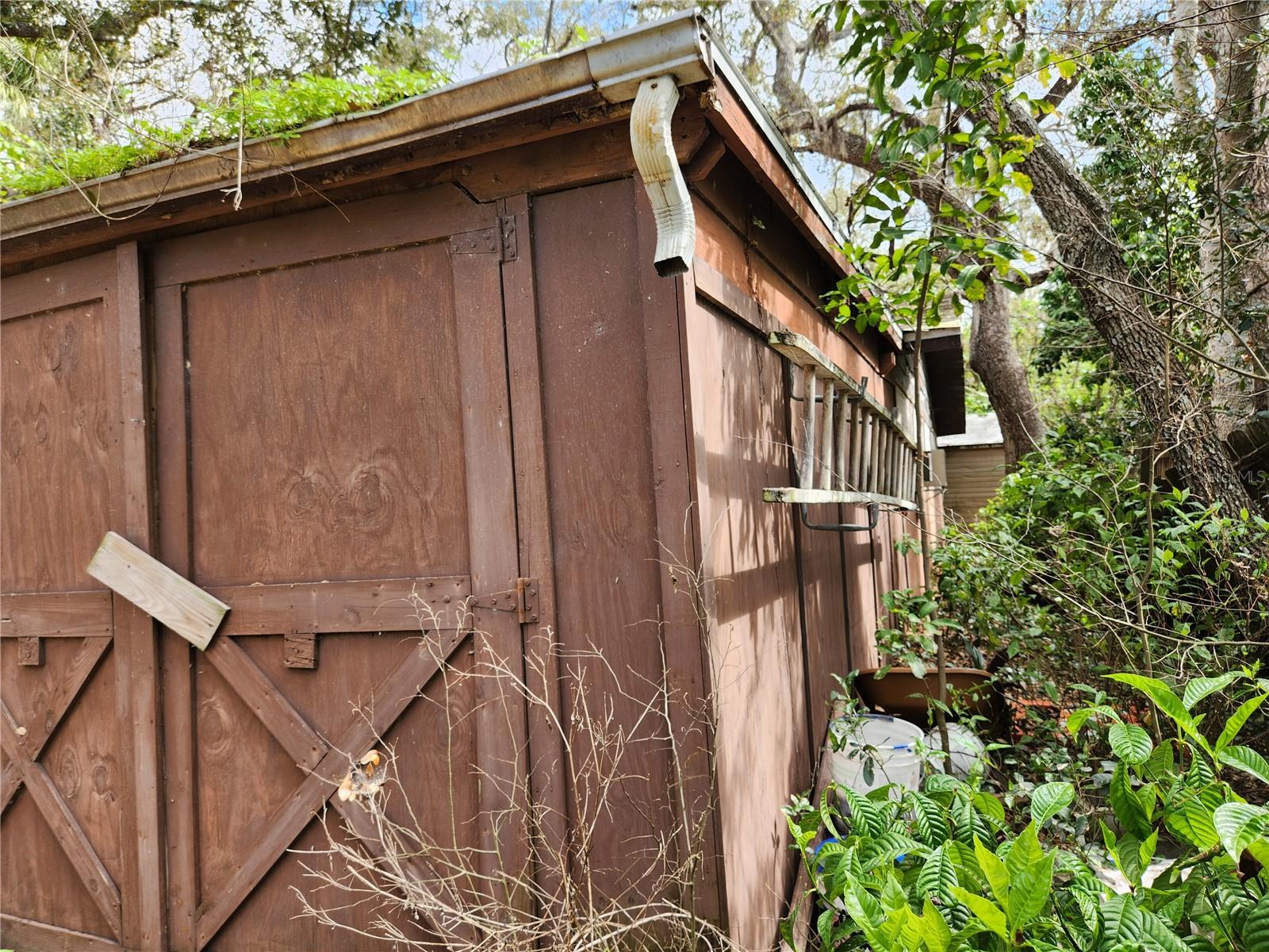 SOUTH VENICE - Residential