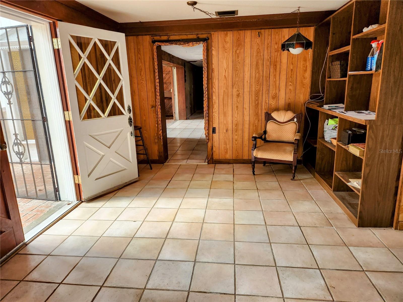 SOUTH VENICE - Residential