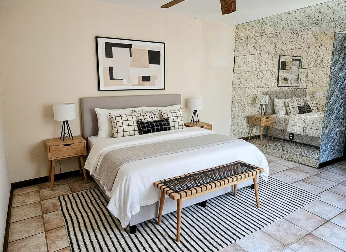 SOUTH VENICE - Residential