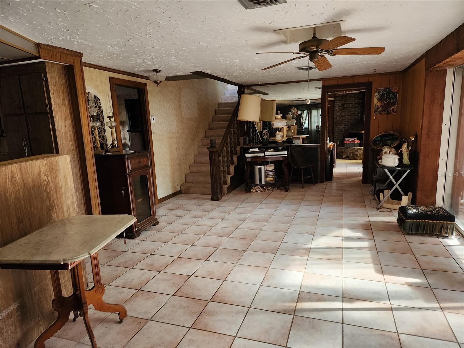 SOUTH VENICE - Residential