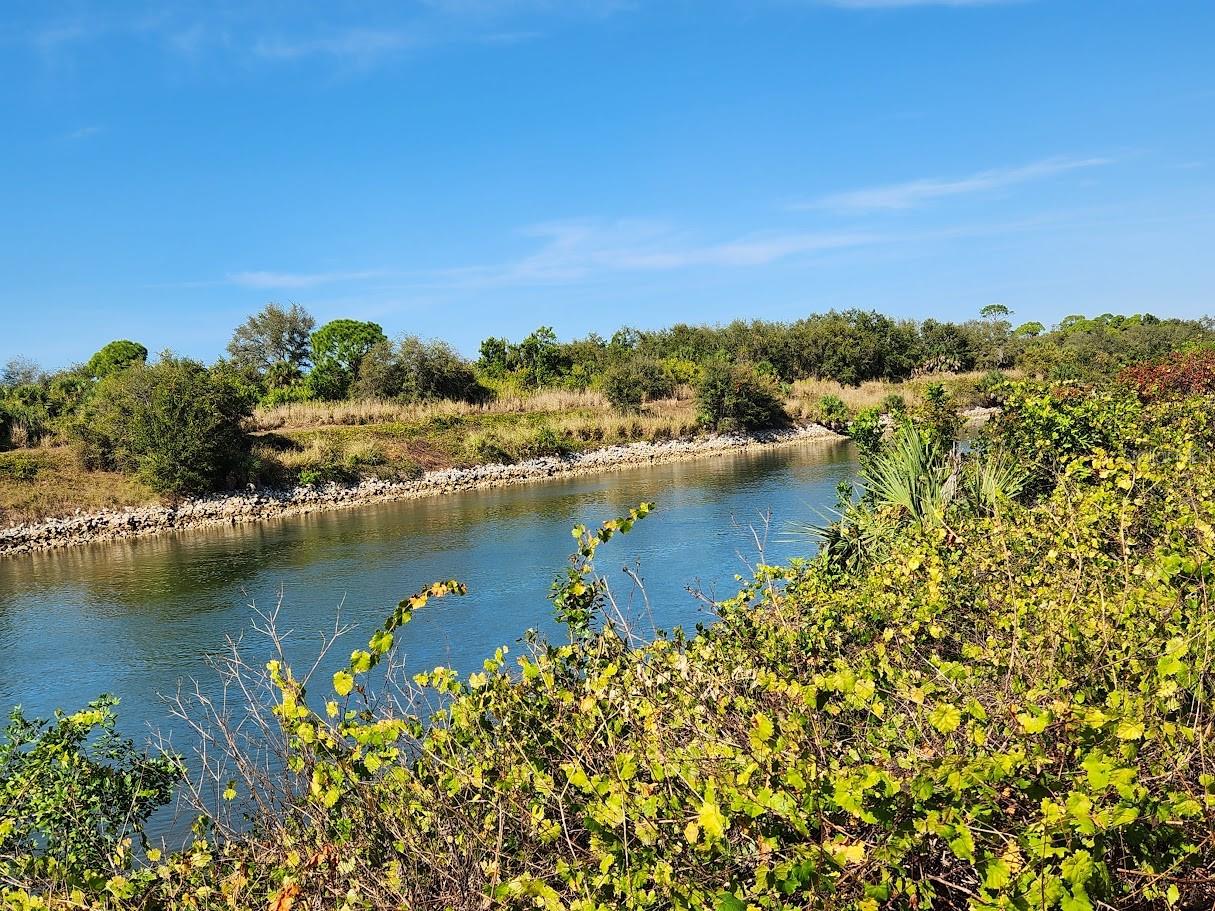 SOUTH VENICE - Residential