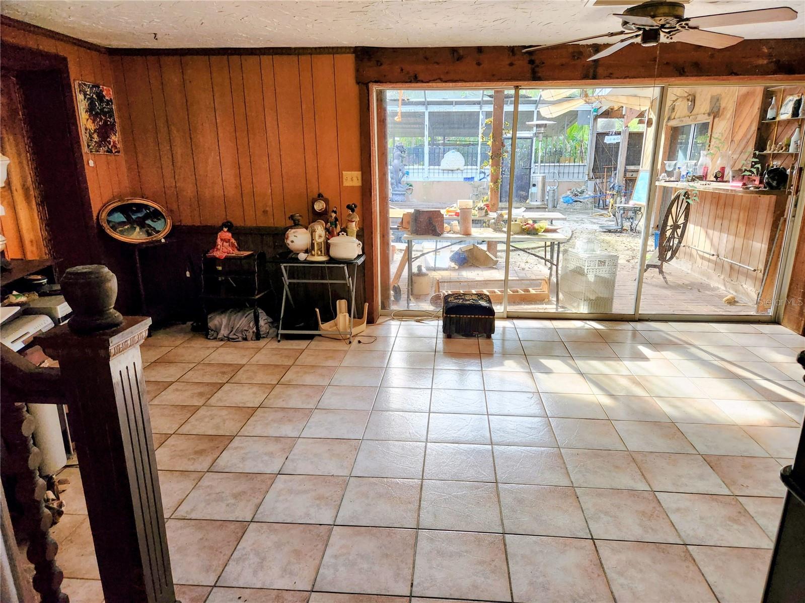 SOUTH VENICE - Residential