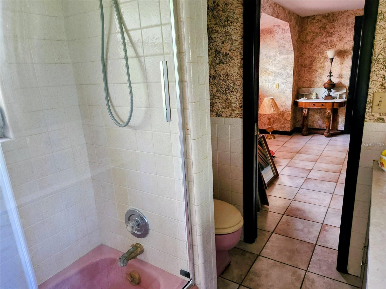 SOUTH VENICE - Residential