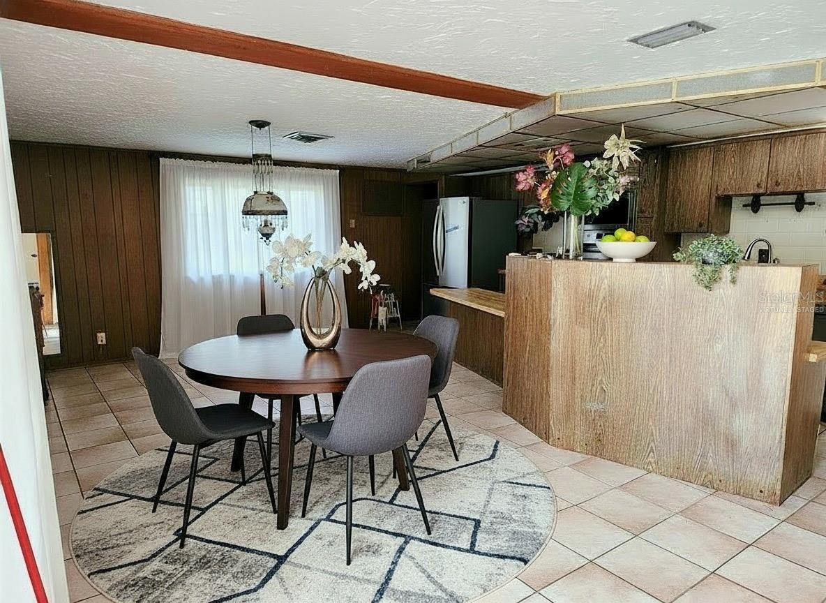 SOUTH VENICE - Residential