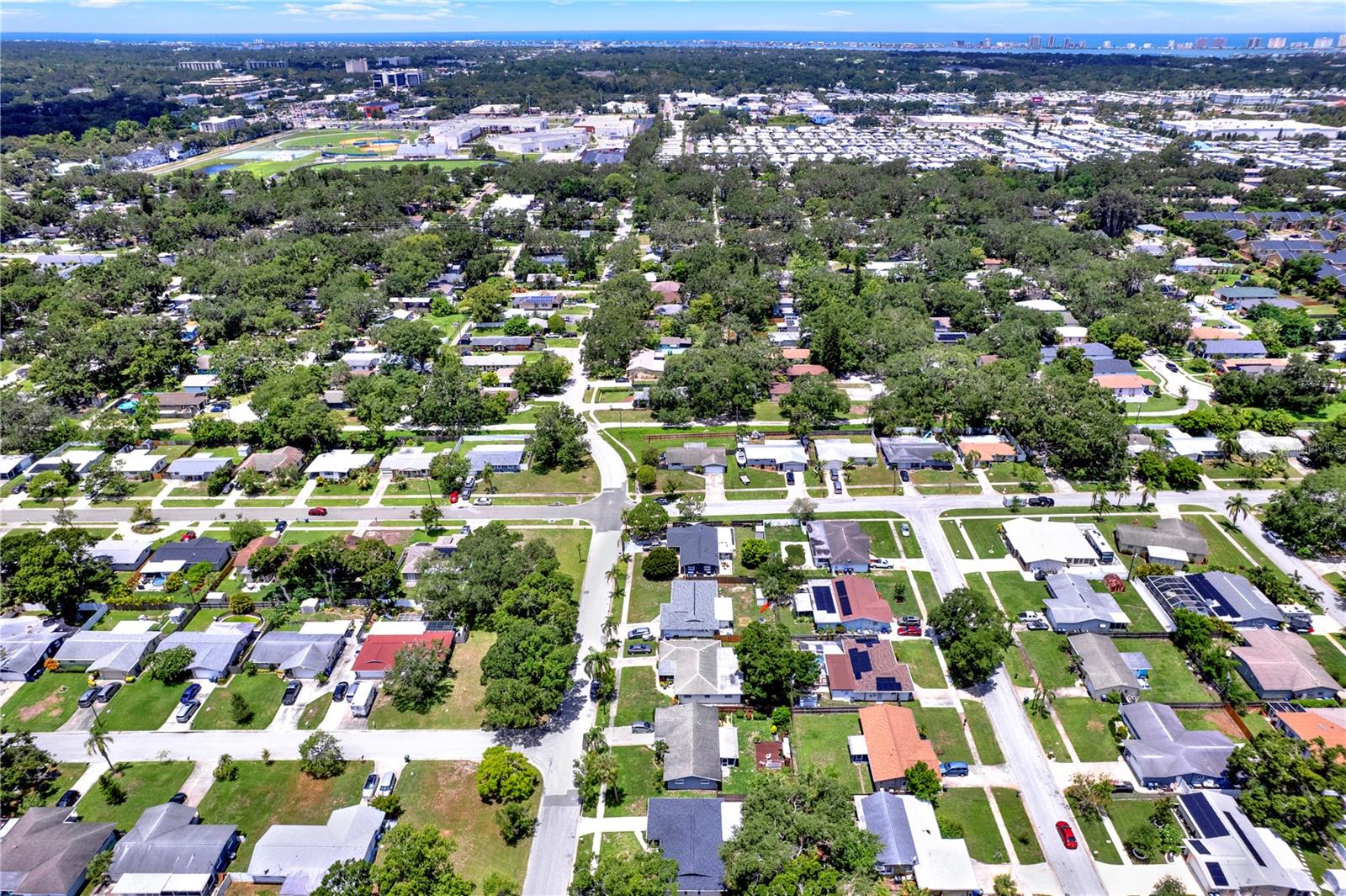 LARGO LAKE VILLAS - Residential