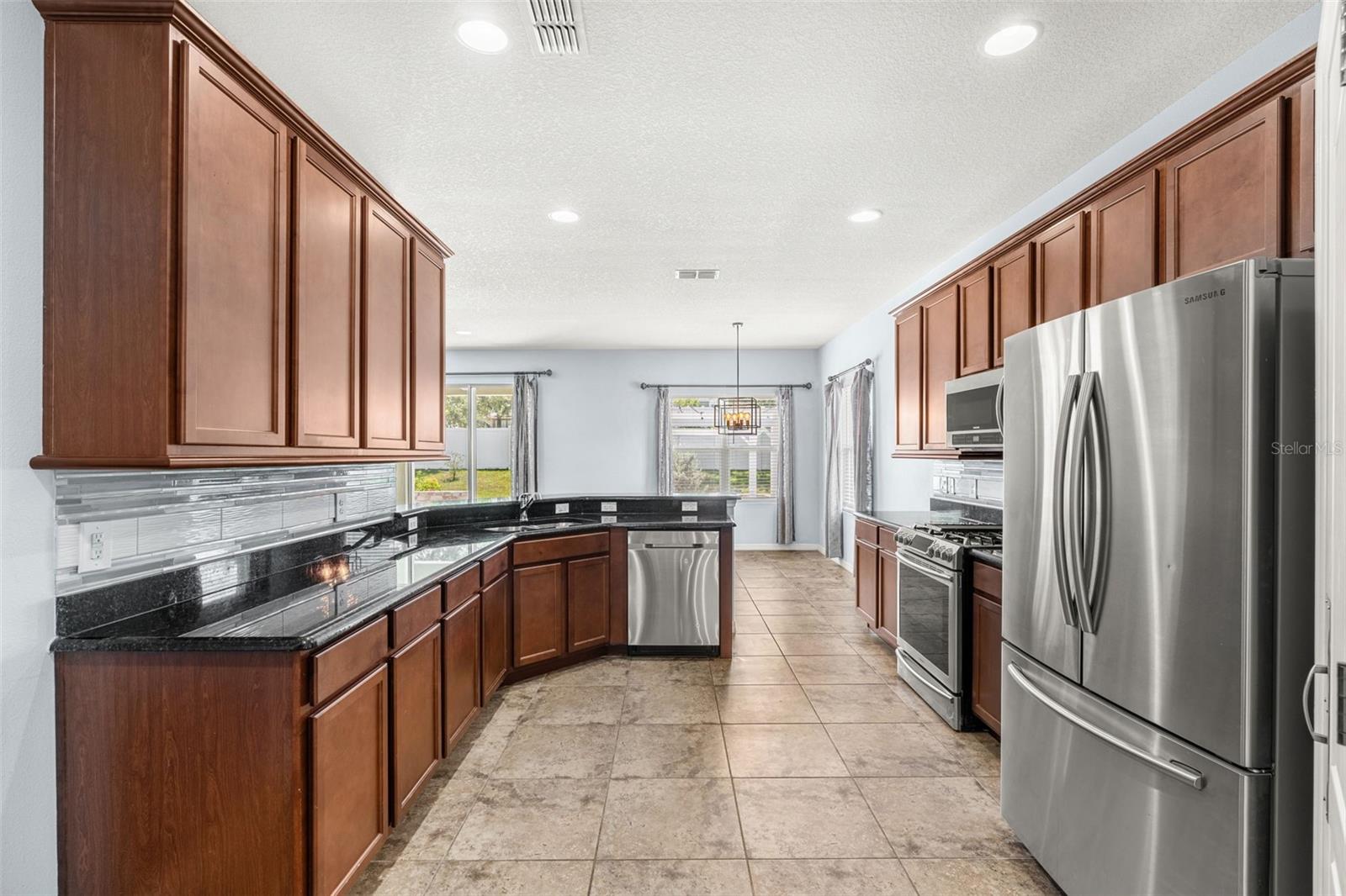 HAMMOCK POINTE - Residential Lease