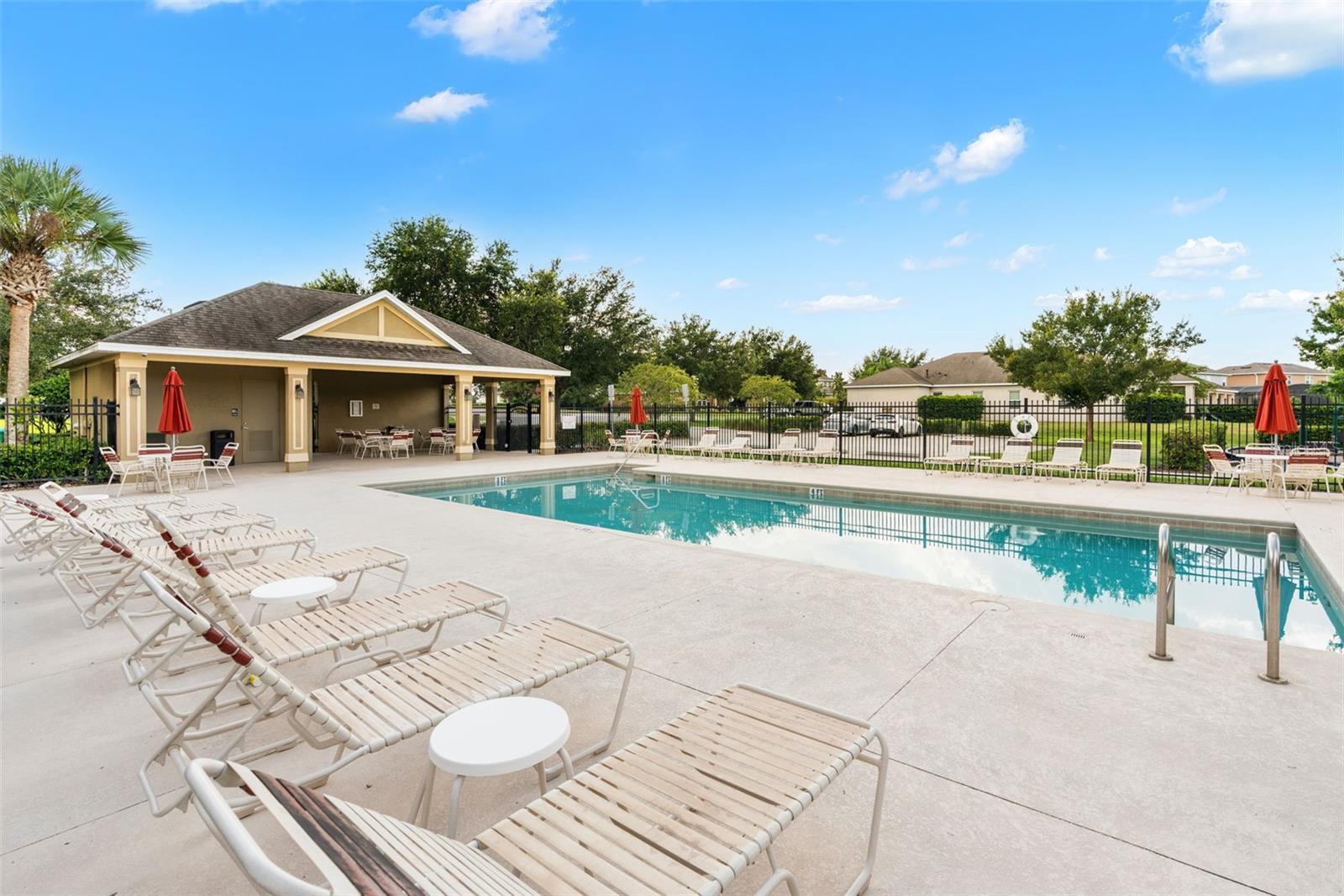 HAMMOCK POINTE - Residential Lease